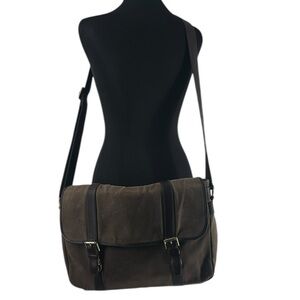 Fossil Canvas Messenger Bag leather details laptop pocket compartments career